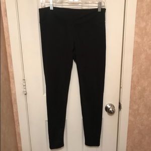 Fabletics black work out leggings